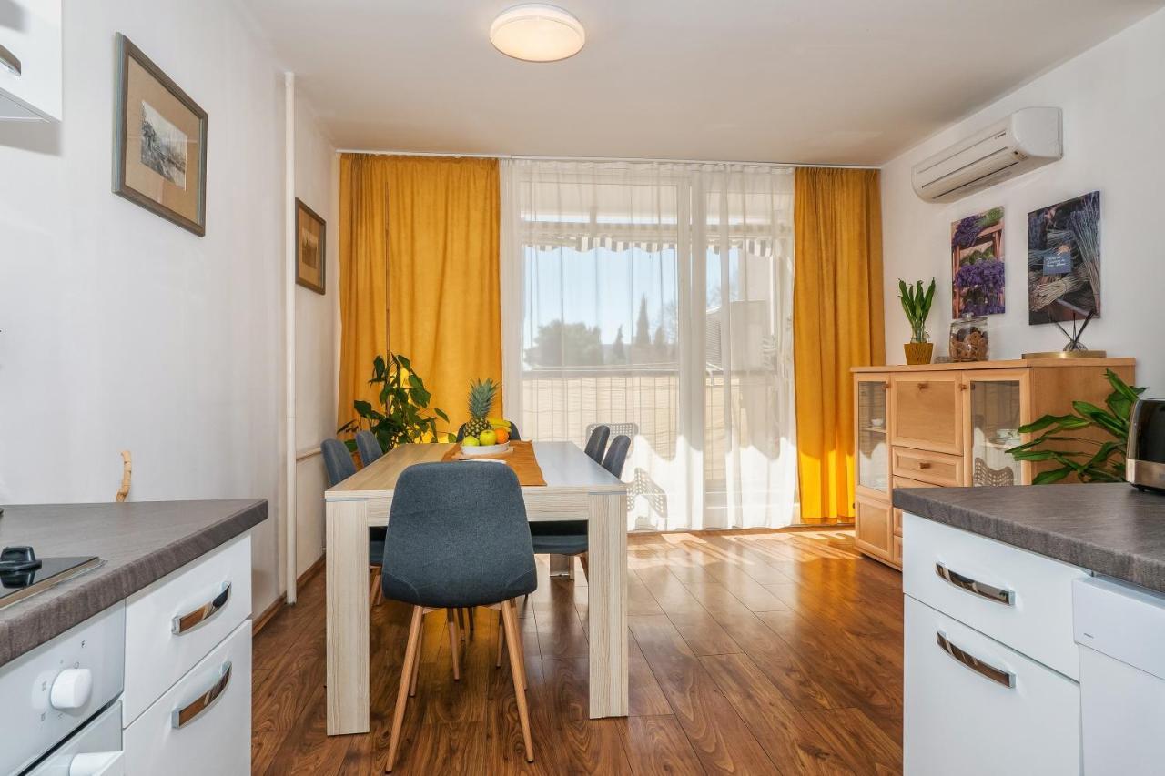 Apartman Neda Спліт Екстер'єр фото